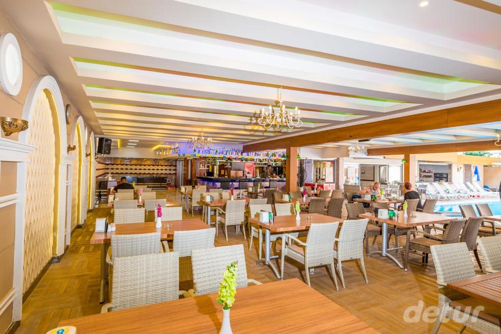 Lavinia Apart Hotel image 2
