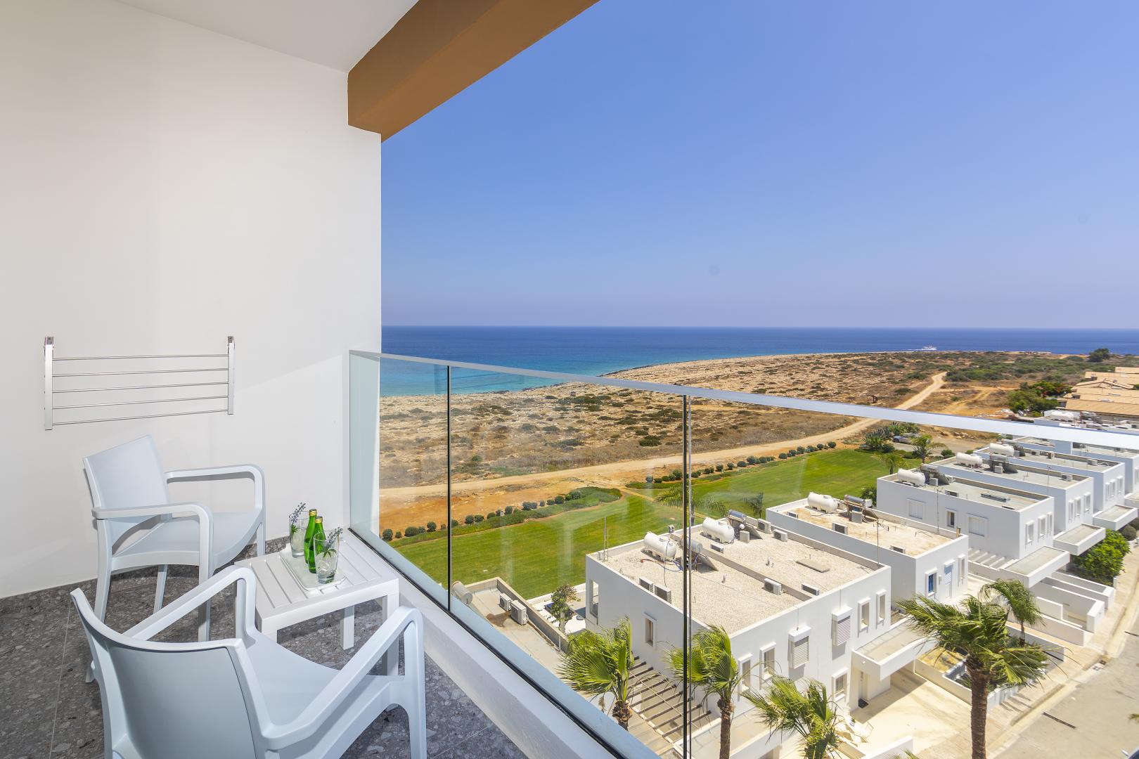 Leonardo Crystal Cove Hotel and Spa by the Sea foto 35
