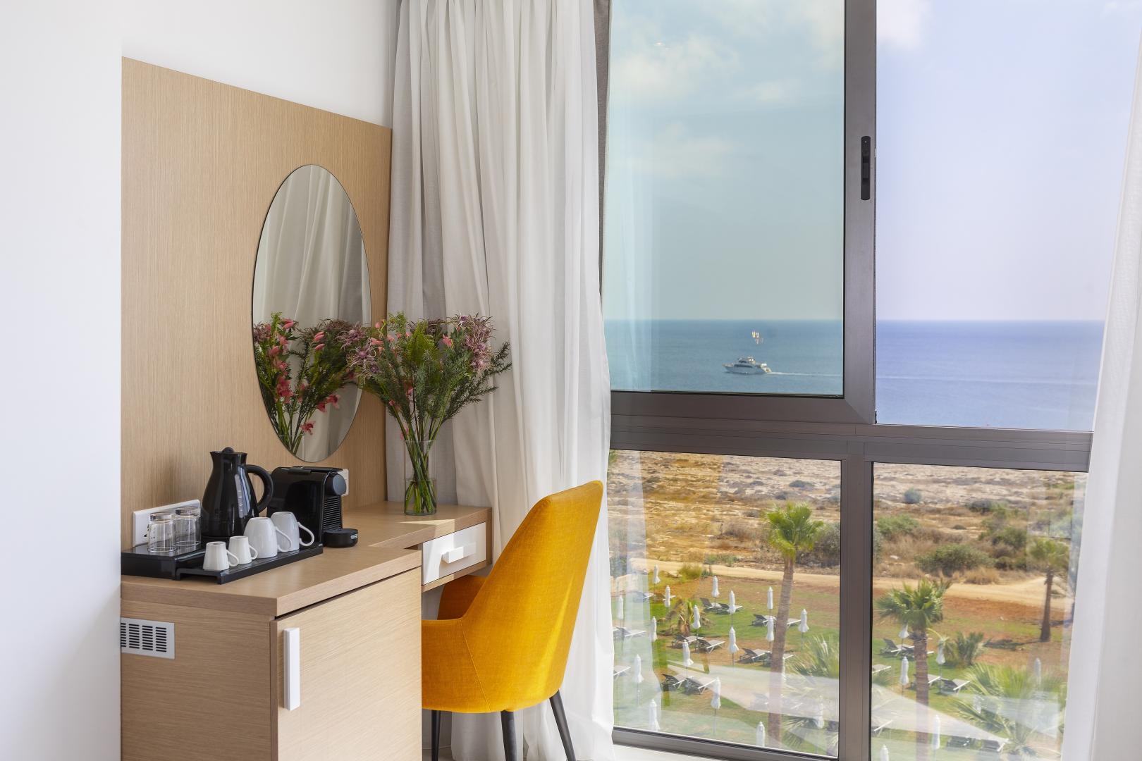 Leonardo Crystal Cove Hotel and Spa by the Sea foto 39