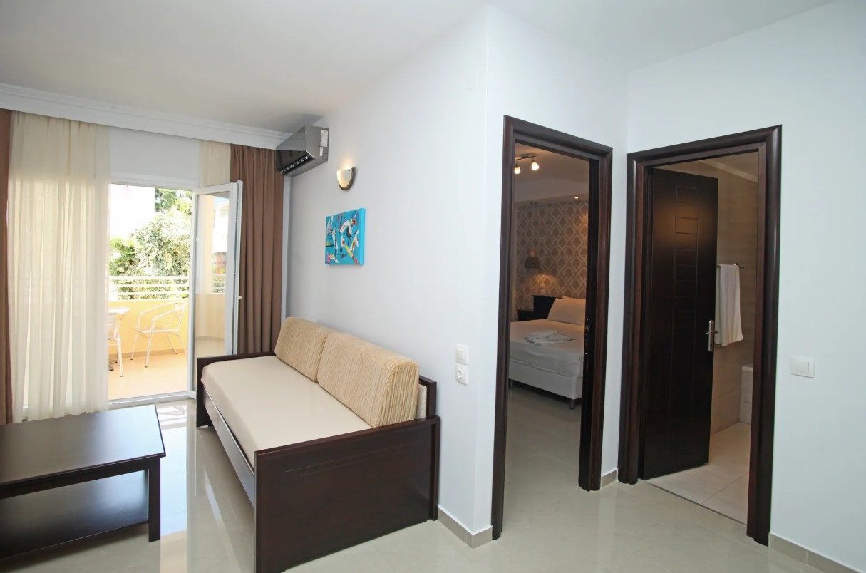 Naias Beach Hotel foto 8