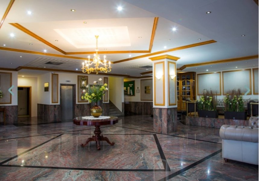 Canifor Hotel image 2