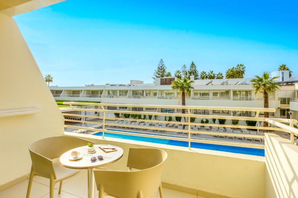 MelpoAntia Luxury Apartments & Suites foto 24