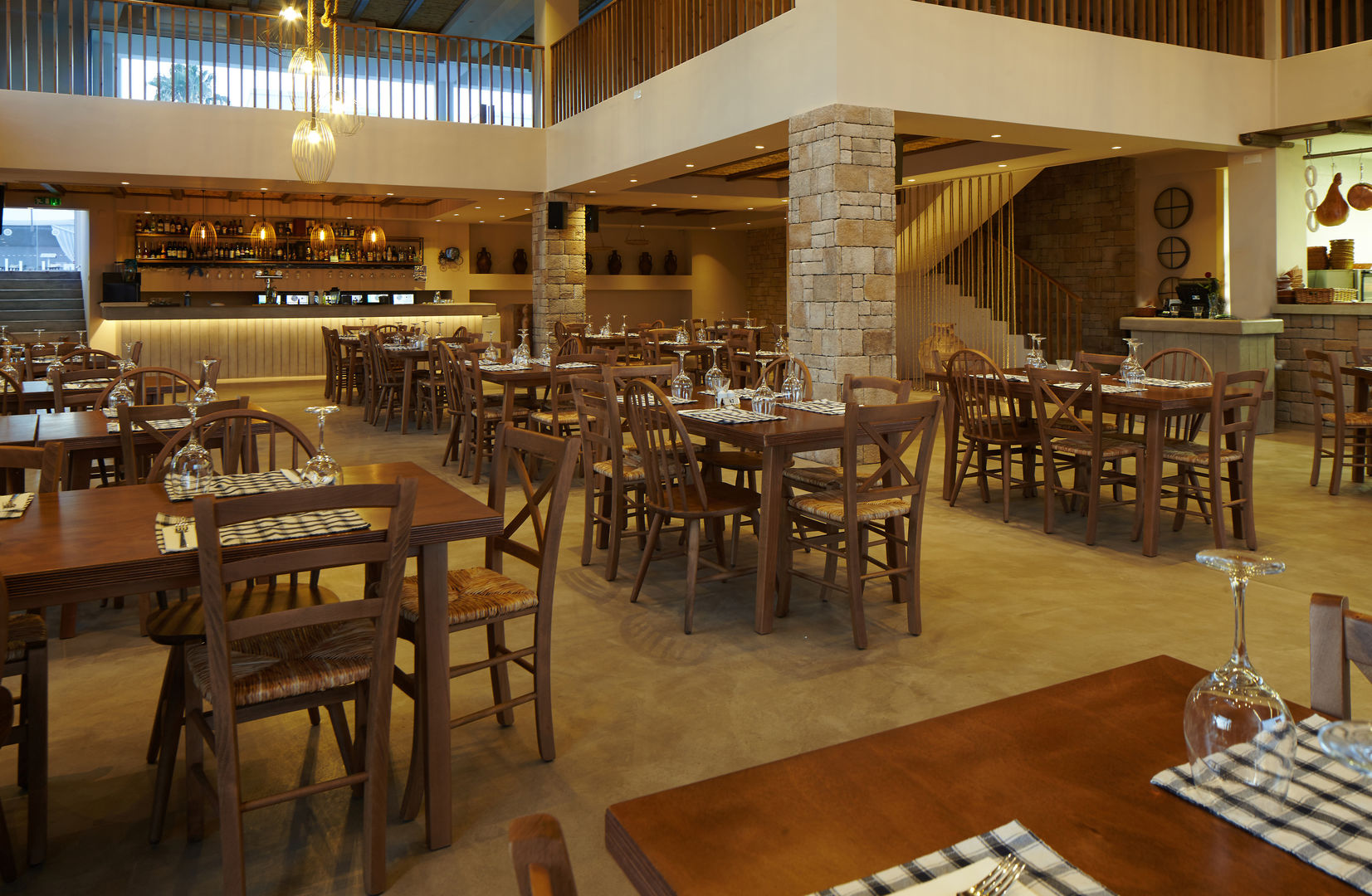 MelpoAntia Luxury Apartments & Suites image 3