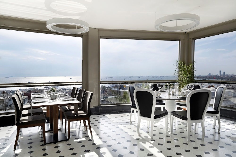 The Darkhill Hotel foto 8