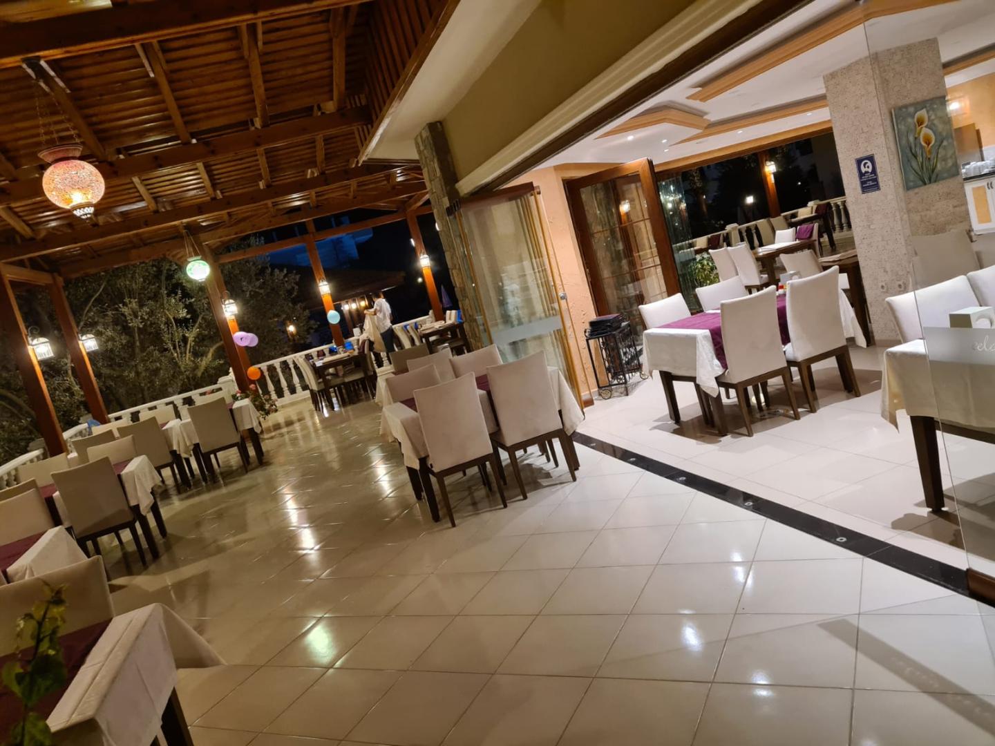 Celay Hotel foto 12