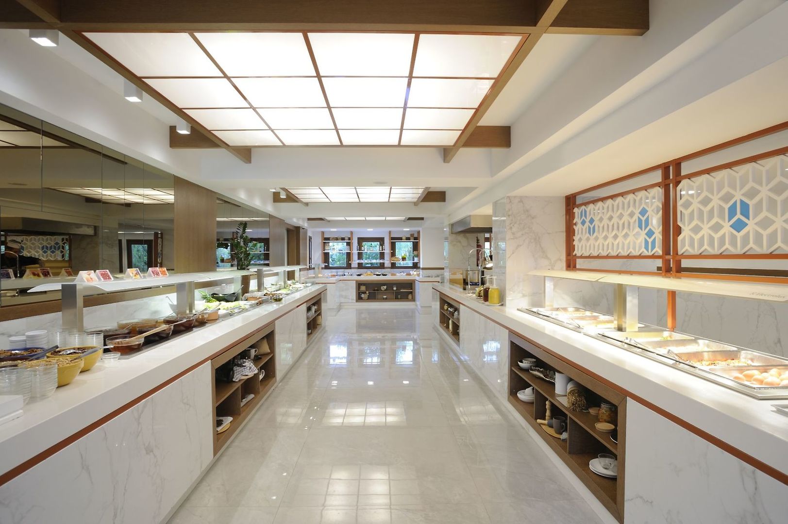 Atrium Ambiance Hotel foto 8