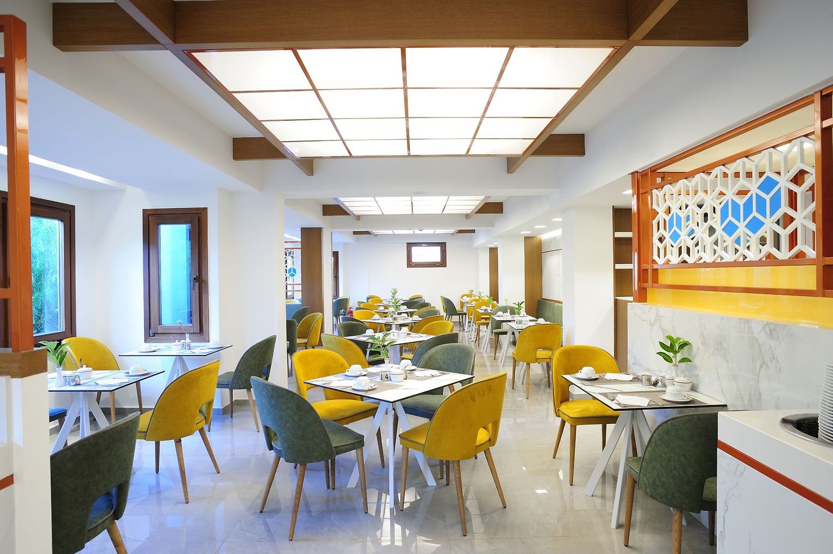 Atrium Ambiance Hotel foto 11