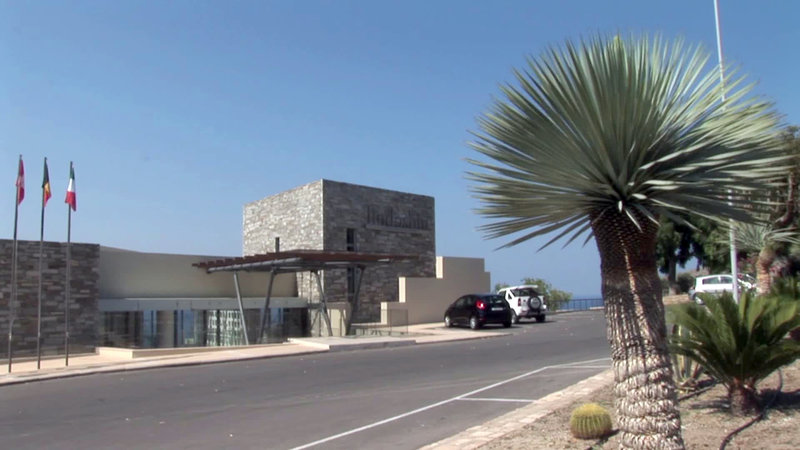 Lindos Blu Luxury Hotel & Suites image 0