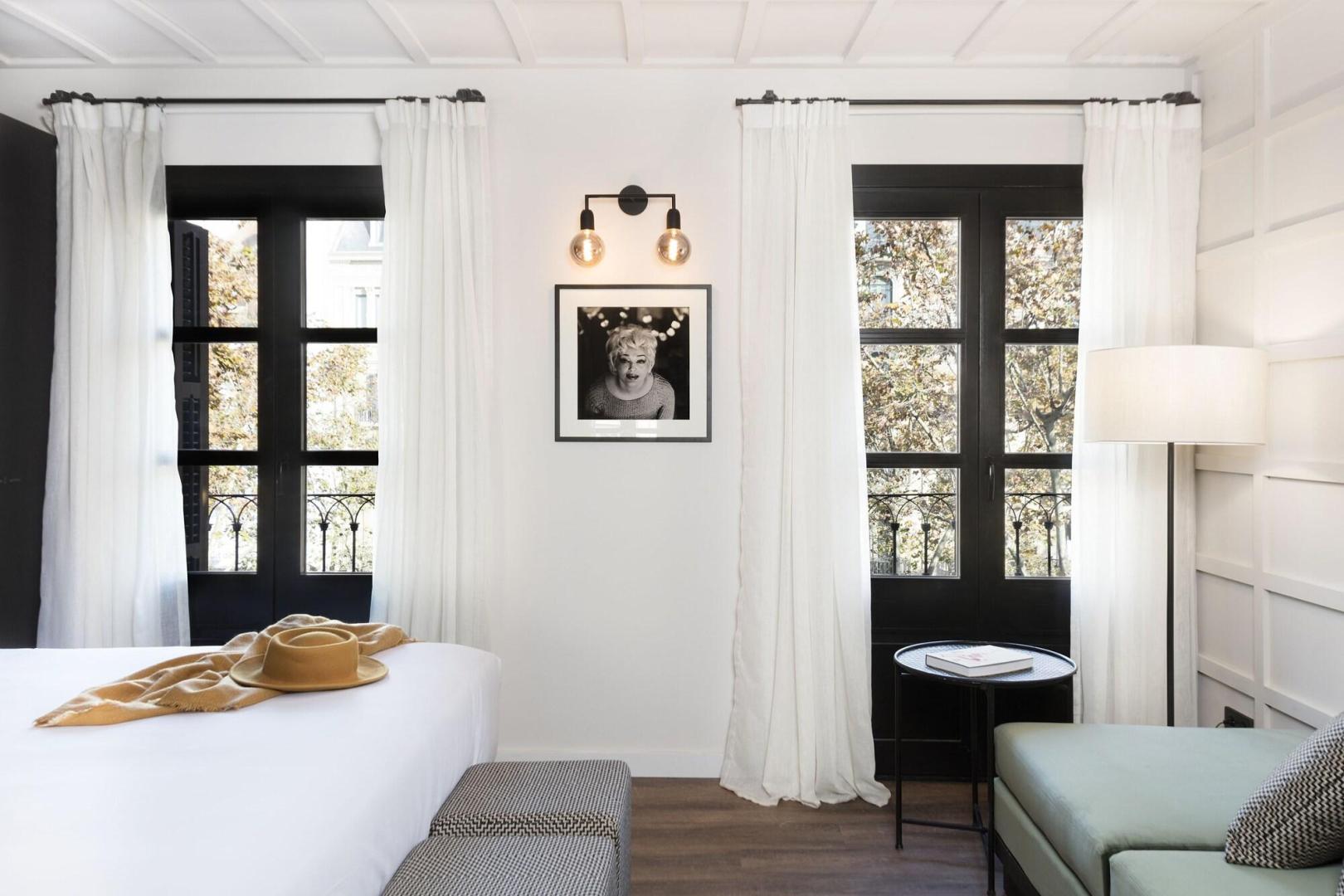 Yurbban Ramblas Boutique Hotel image 1