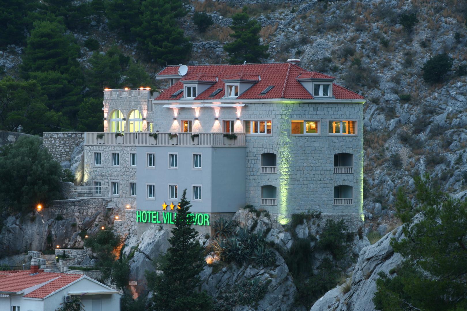 Main image