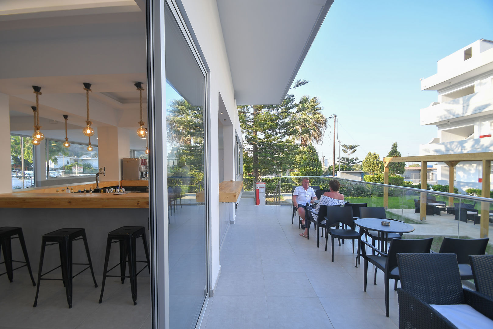Evita Bay Hotel image 3