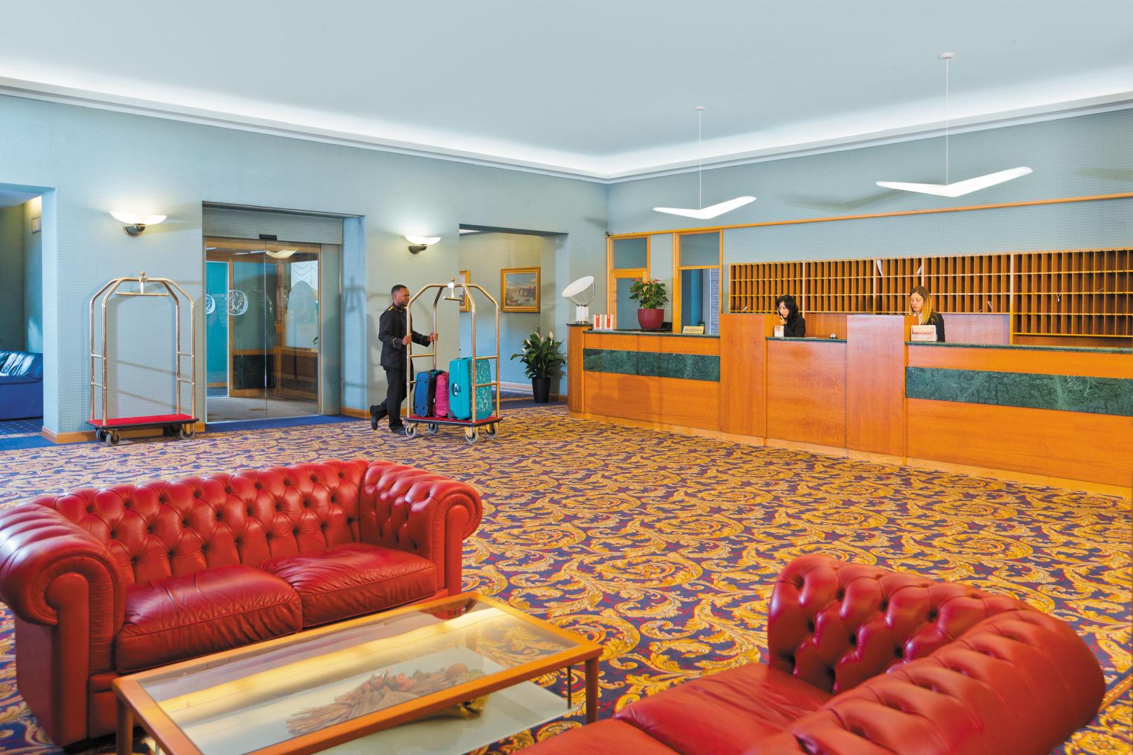 Green Park Hotel — 4