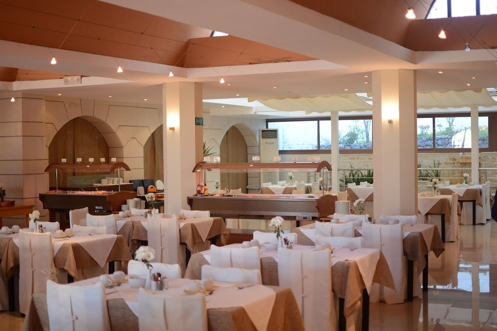 Macaris Suites & Spa foto 12