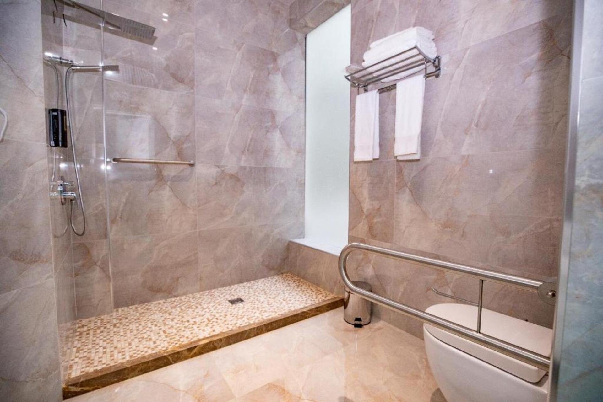 Metro Hotel Tirana foto 8