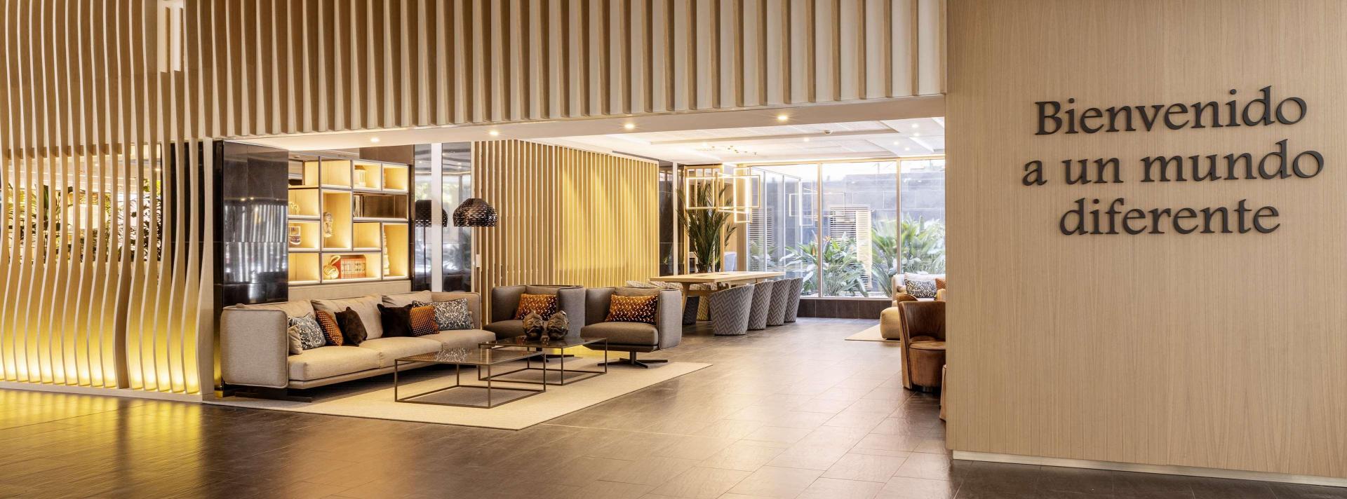 Hotel ILUNION Barcelona image 1