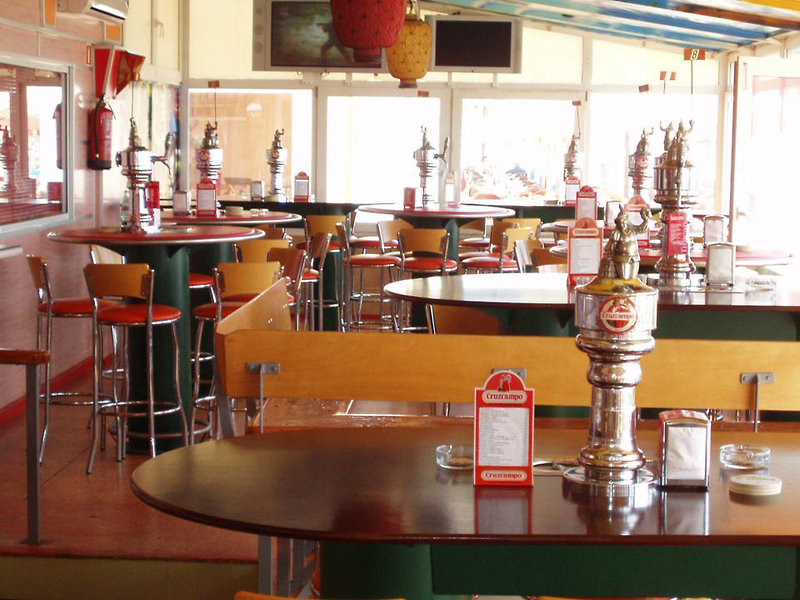 Lloyds Beach Club image 0