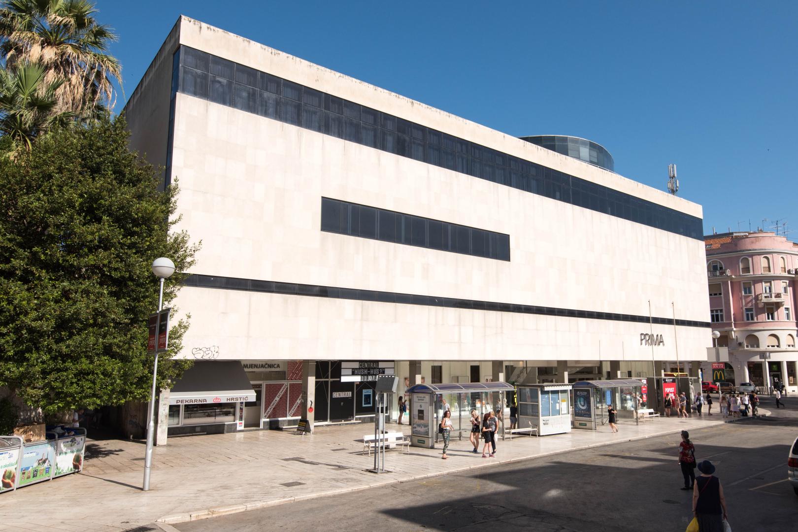 Modern hotelaanzicht — Prima Life Spalato