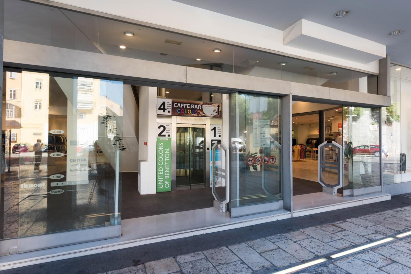 Hoofdingang van het hotel — Prima Life Spalato