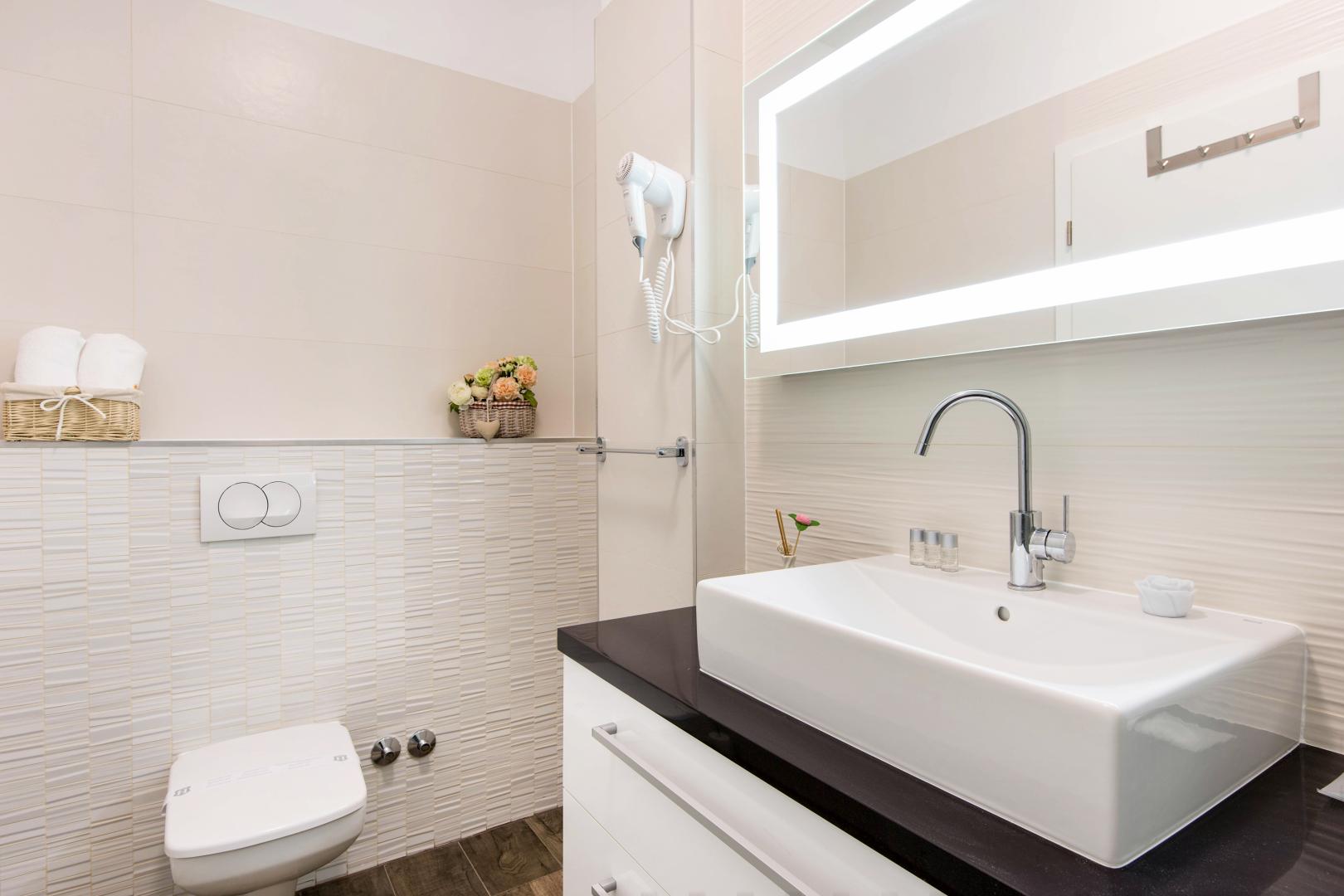 Badkamer met ligbad — Prima Life Spalato